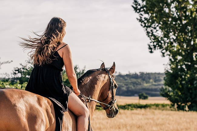 ridding-a-horse-in-dream