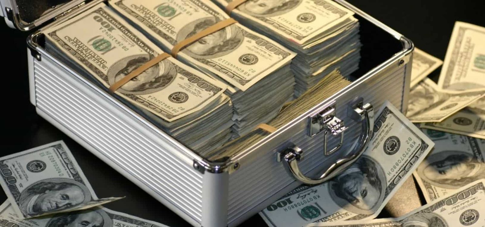 Spiritual Meanings of Finding Money