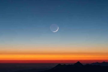 15 Spiritual Meanings of the New Moon