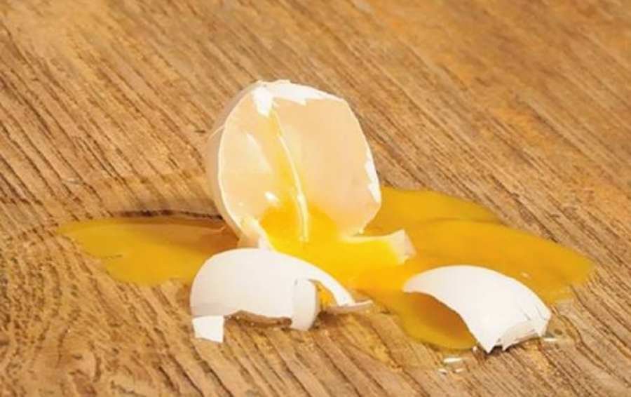 Spiritual Meaning of Broken Eggs