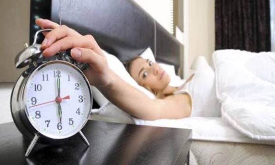 Spiritual Meanings of Waking Up at 6 AM